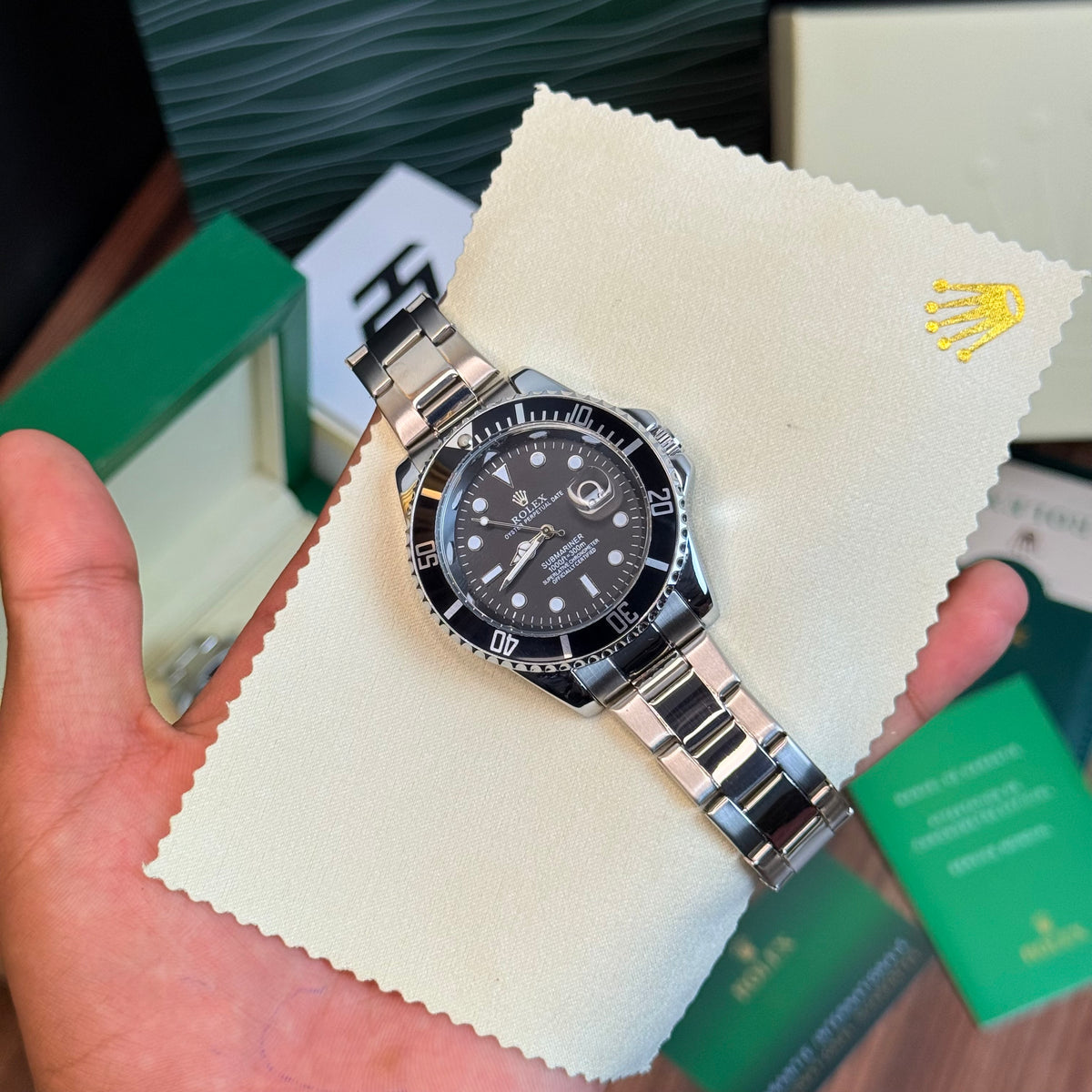 Rotating Bezel Watch With Black Dial & Butterfly Lock Chain