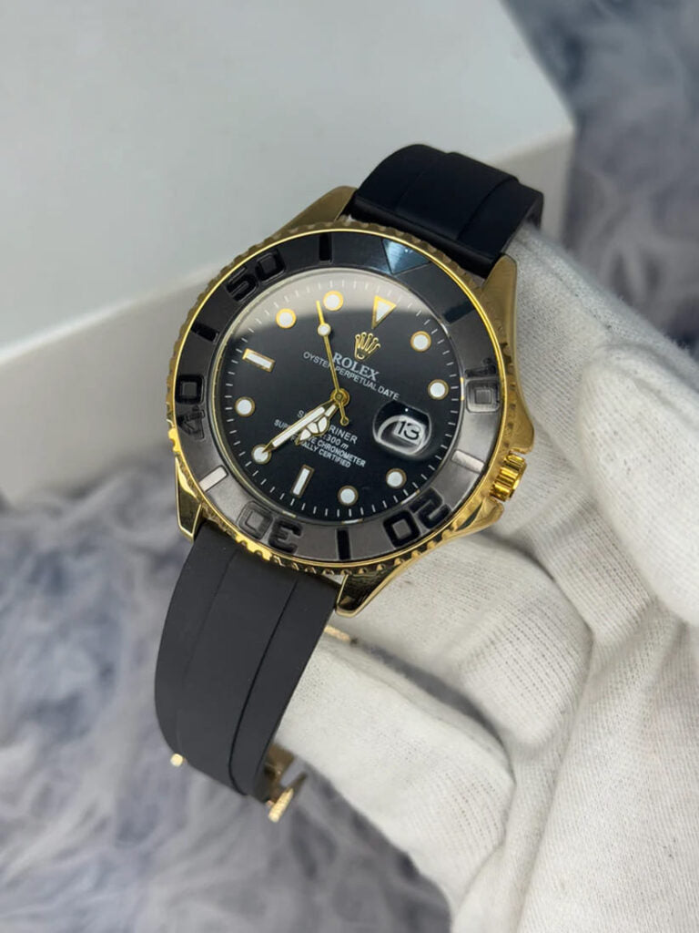 Rotating Bezel Watch With Rubber Strap & Master Lock